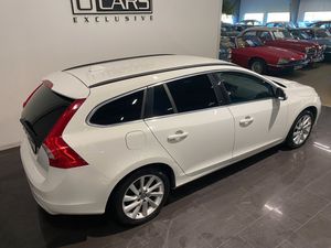 Volvo V60 bild 2