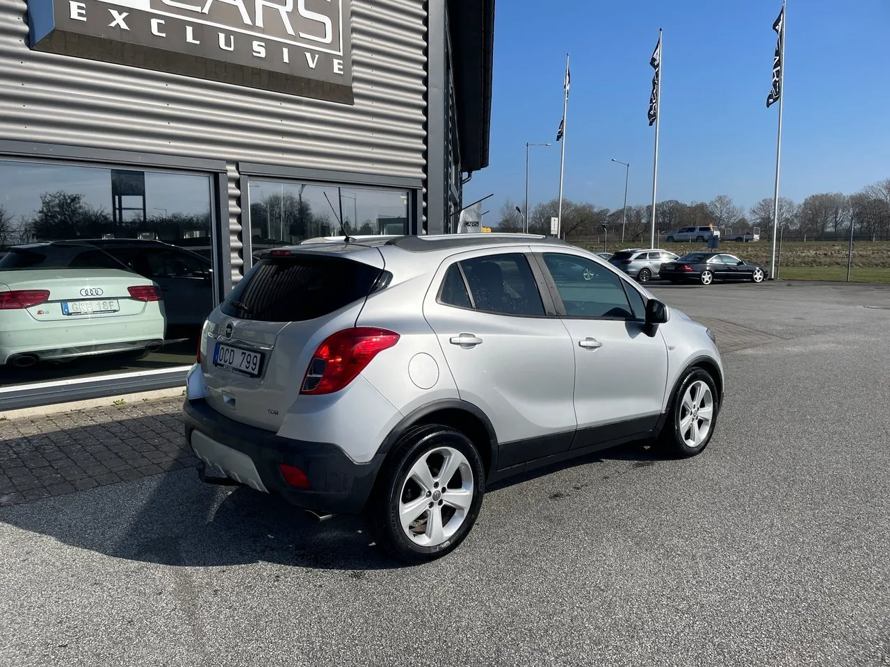 Vehicle image 2