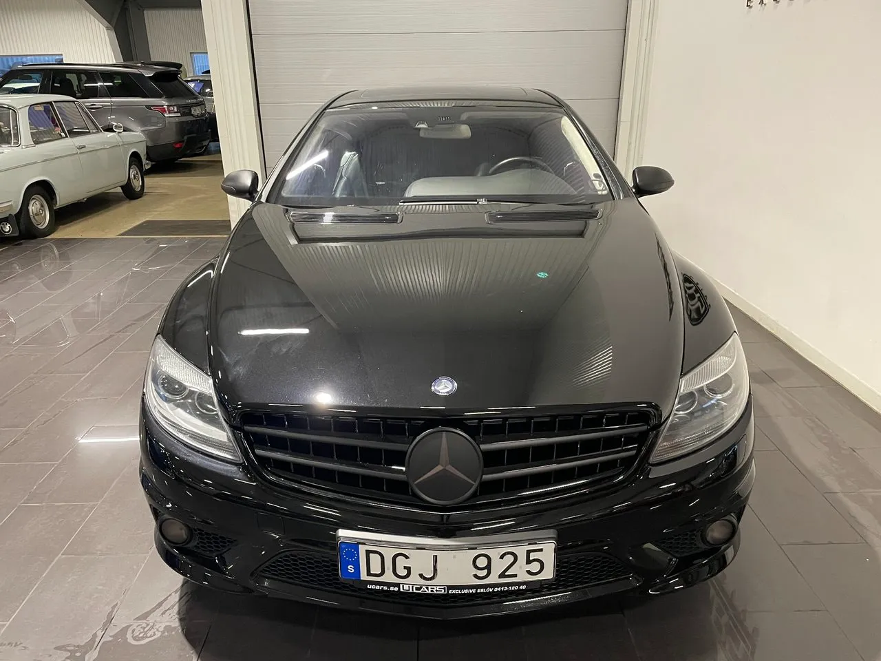 Vehicle image 7