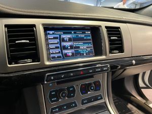 Jaguar XF bild 7