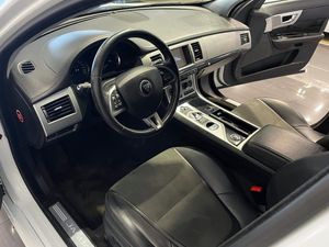 Jaguar XF bild 14