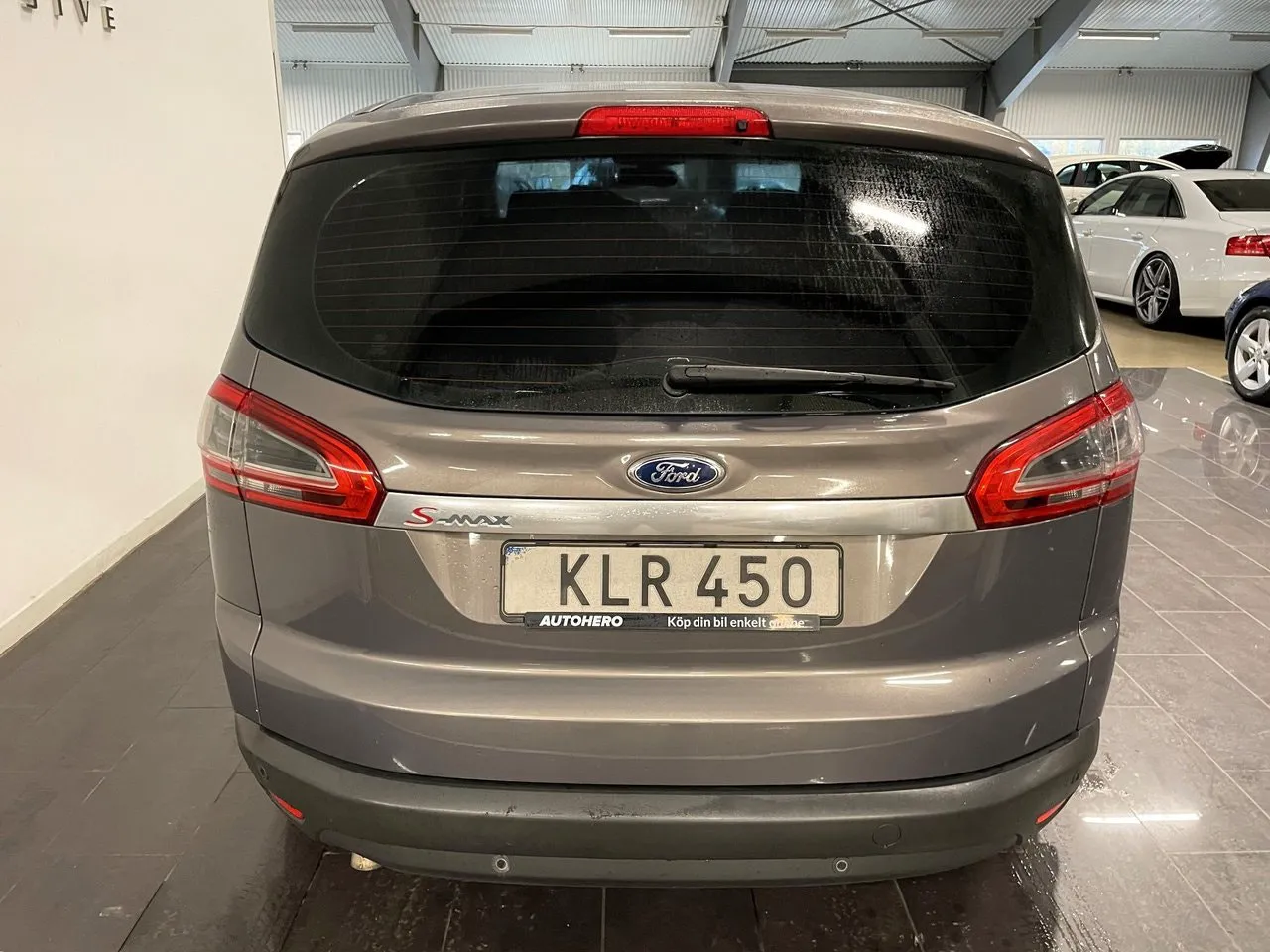 Vehicle image 2