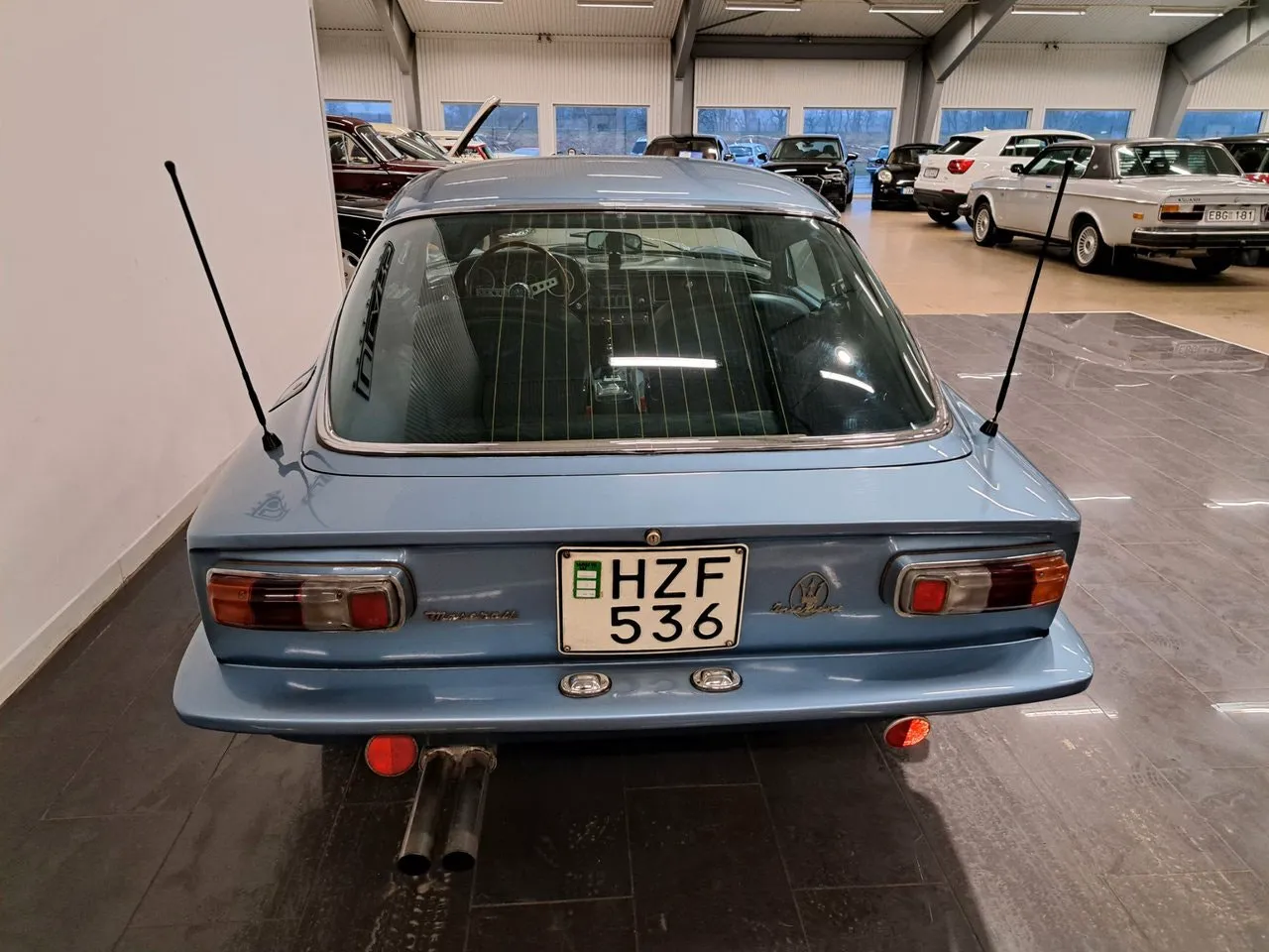 Vehicle image 7