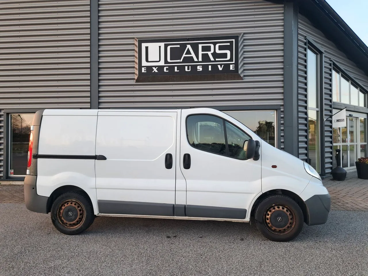 Vehicle image 1