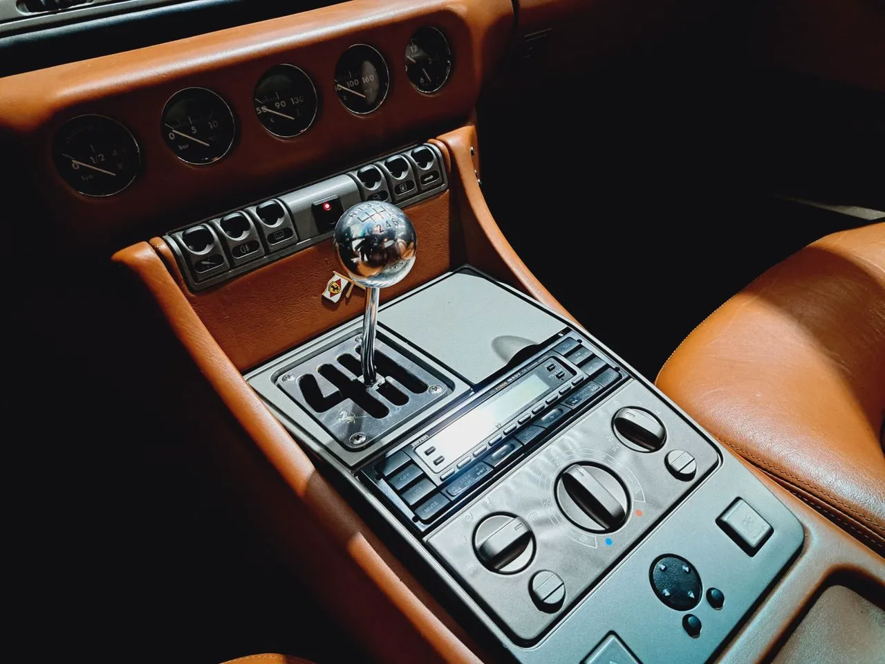 Vehicle image 21