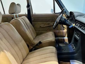 Mercedes 230 bild 5