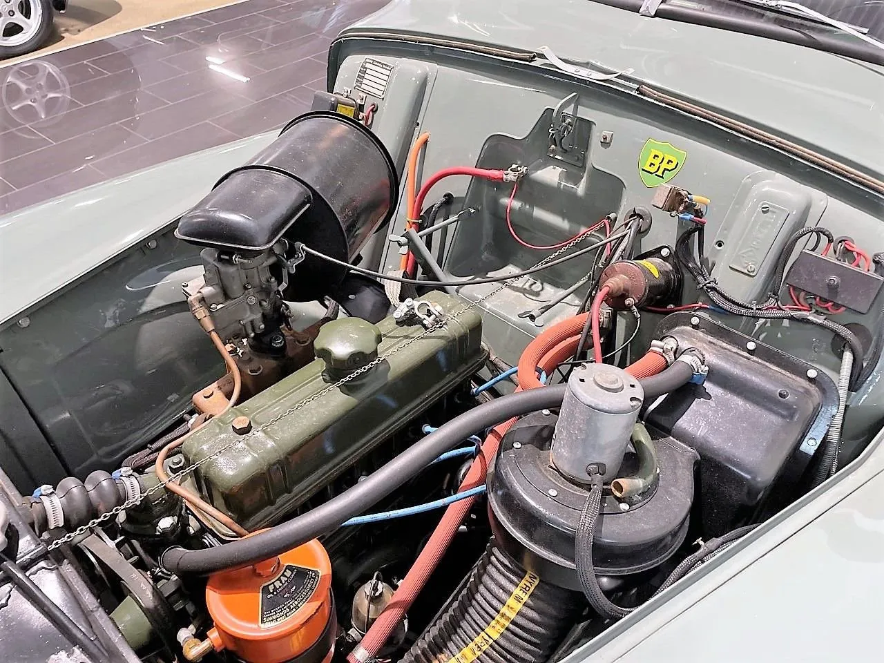 Vehicle image 9