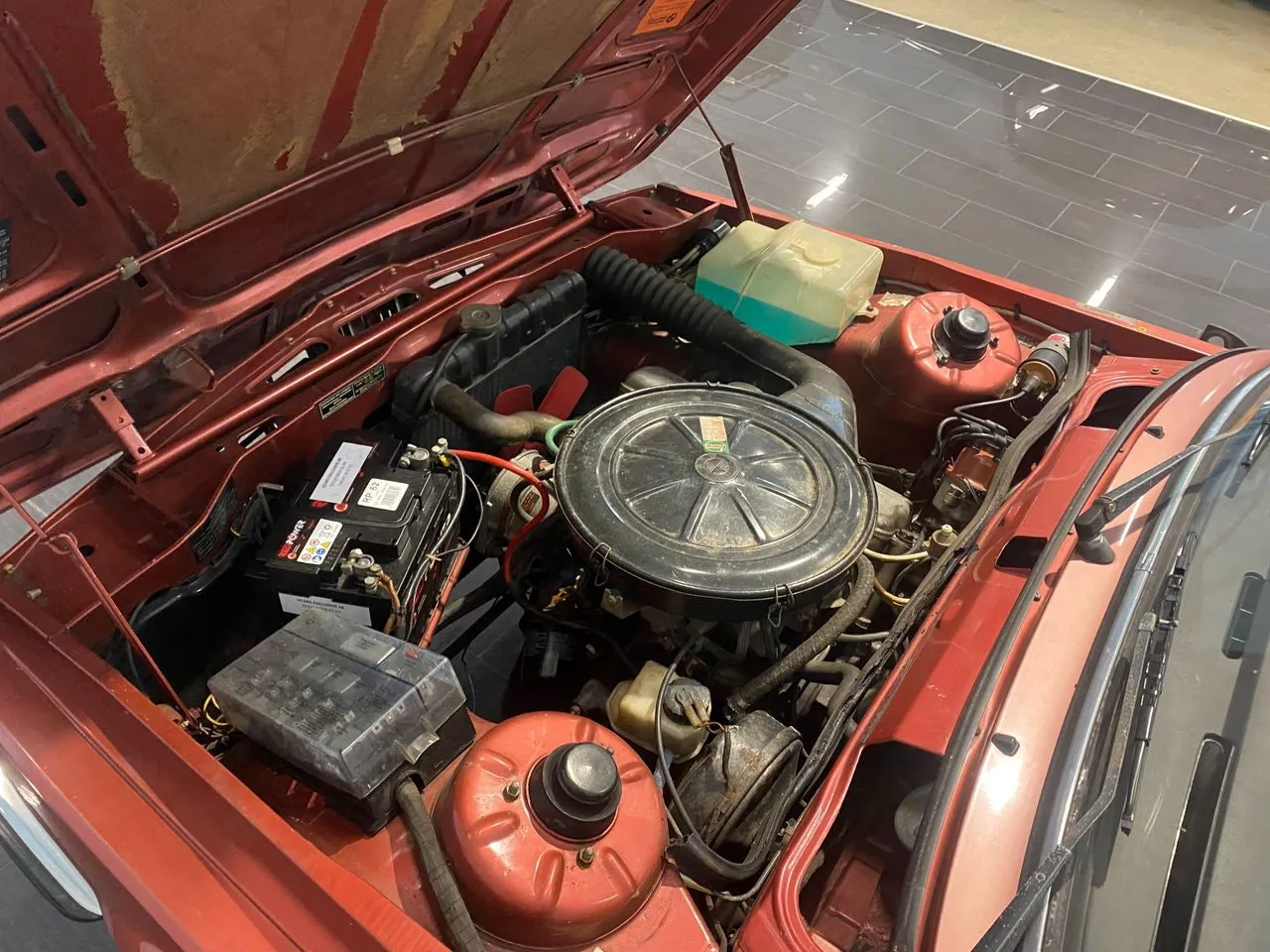 Vehicle image 8