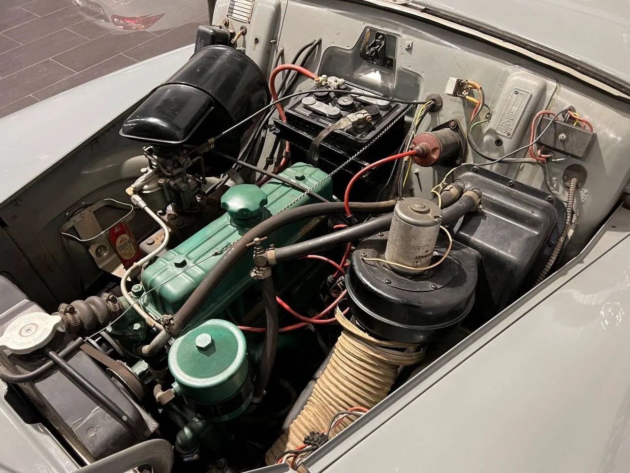 Vehicle image 15