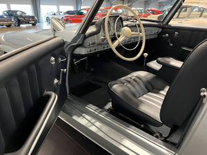 Mercedes 190 bild 14