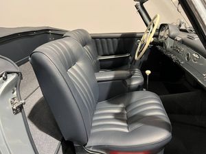 Mercedes 190 bild 12