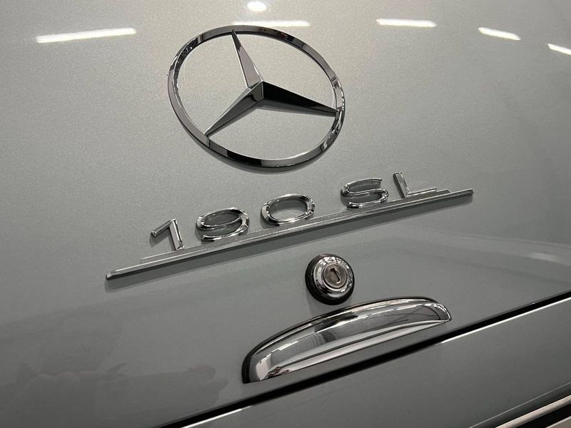 Mercedes 190 bild 9