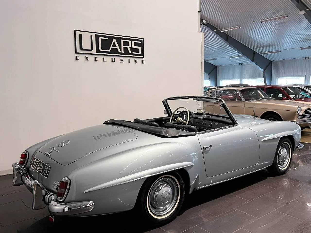 Vehicle image 5