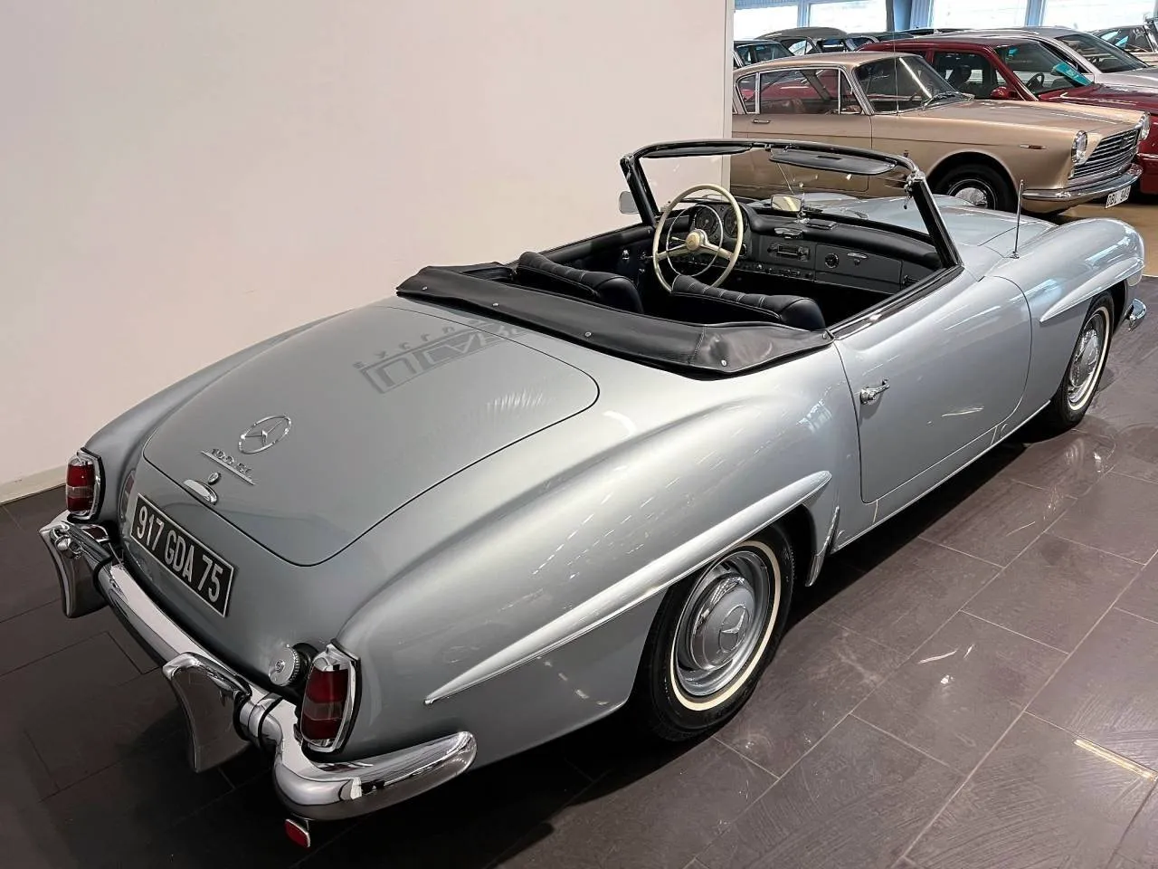 Vehicle image 6