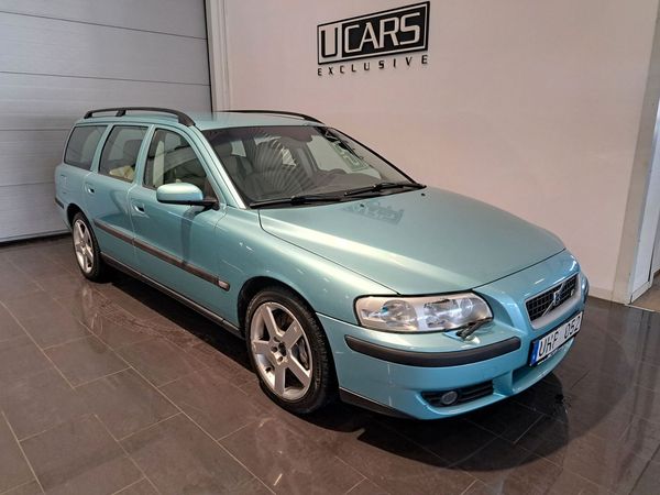 Volvo V70 R / AWD/ Flash Green Månkostnad från 990kr - 2004
