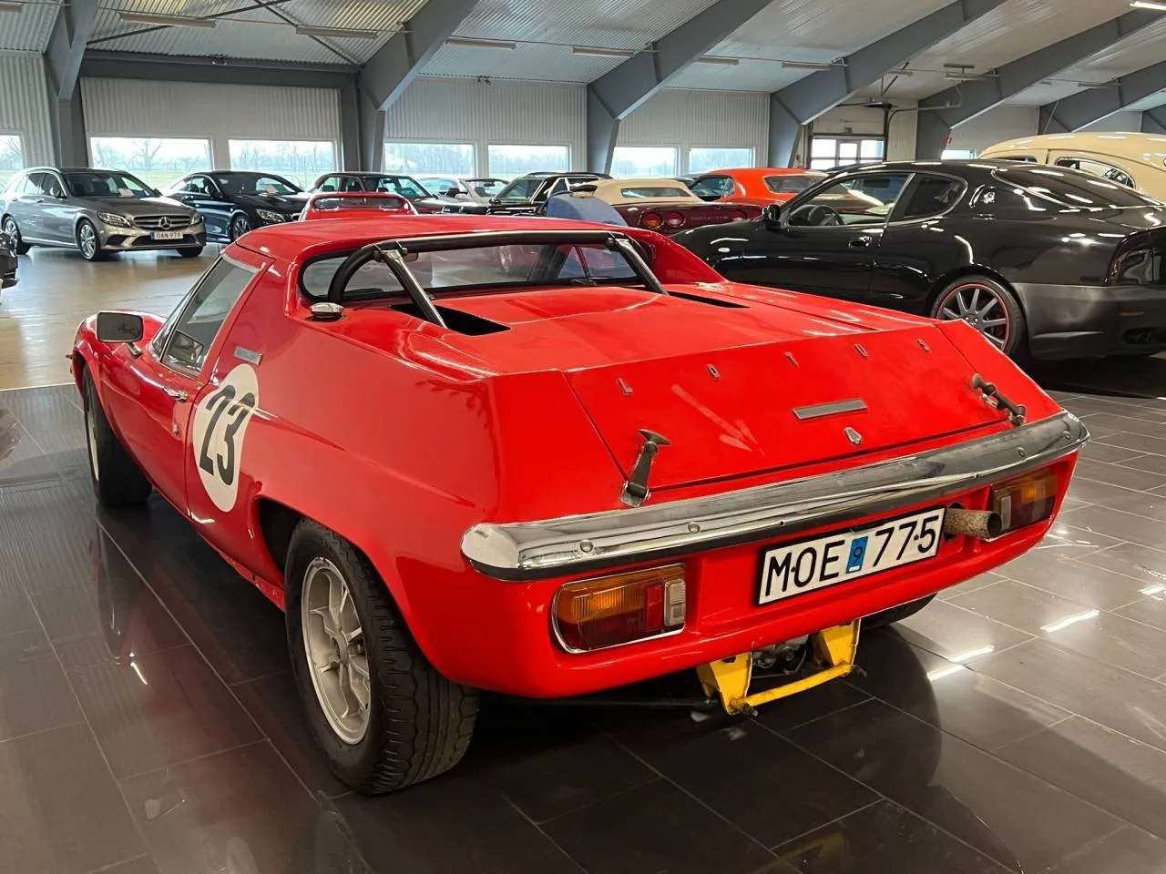 Vehicle image 4