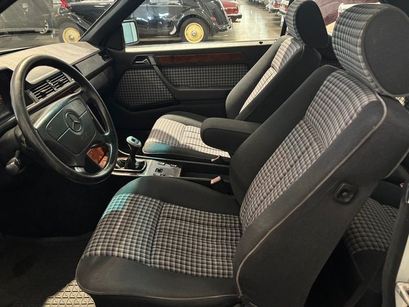 Mercedes 300 bild 7