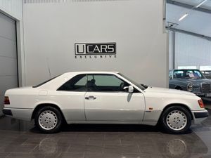 Mercedes 300 bild 2
