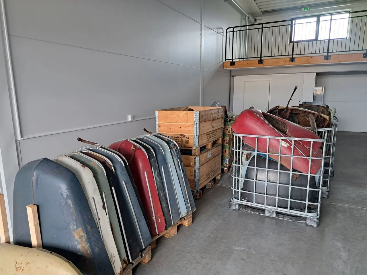 Vehicle image 22