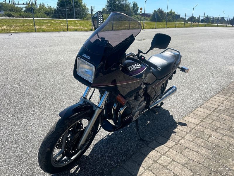 Yamaha XJ bild 7
