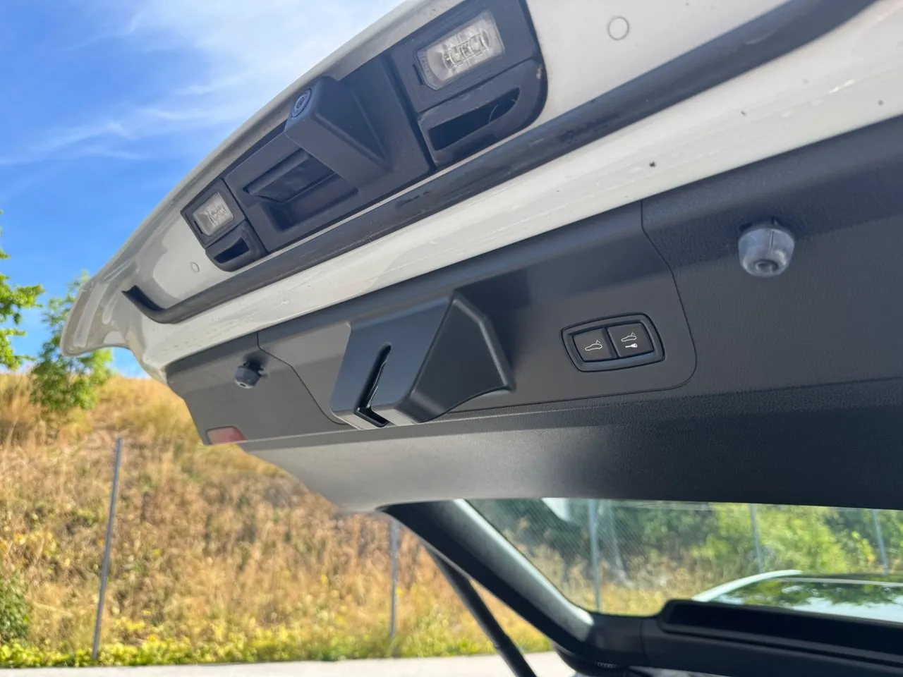 Vehicle image 36