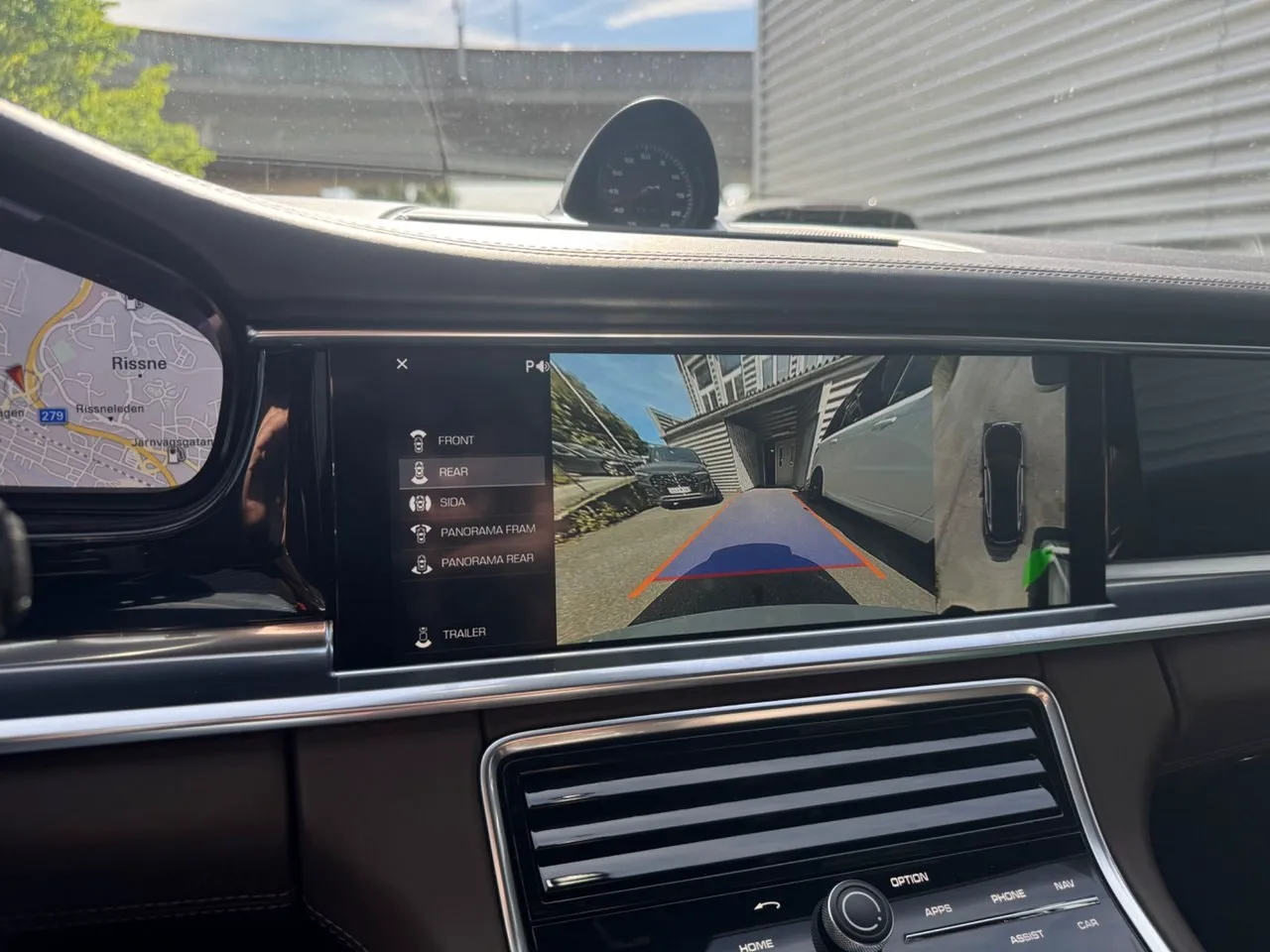 Vehicle image 31