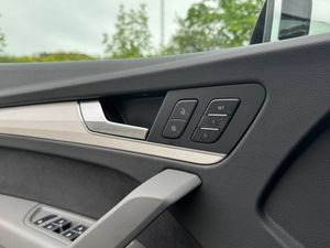 Audi SQ5 bild 12