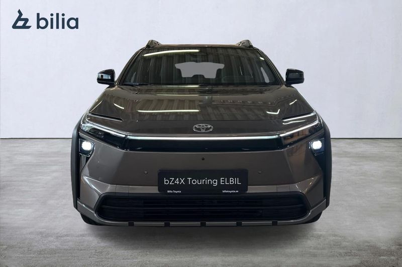 Toyota bZ4X bild 5