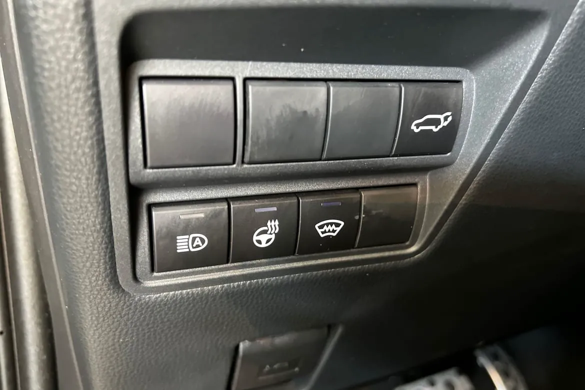 Vehicle image 20