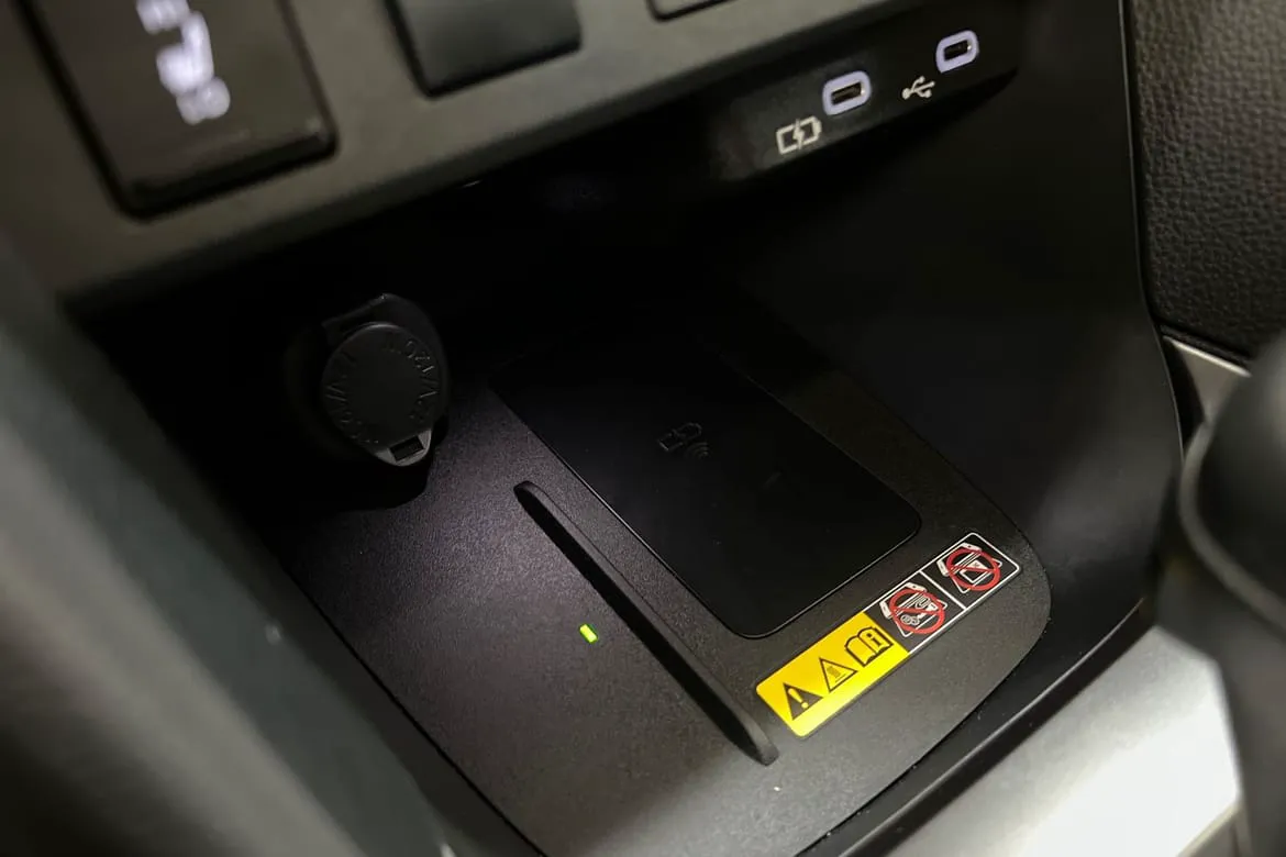 Vehicle image 21
