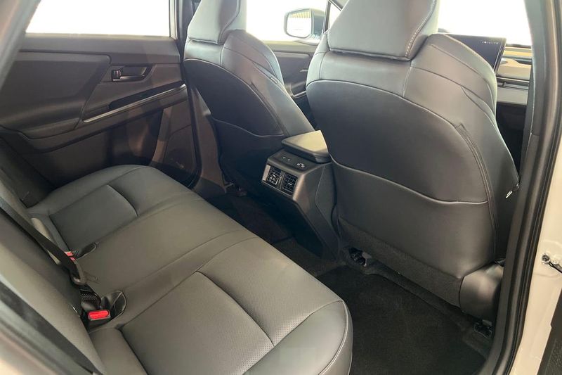 Toyota bZ4X bild 12
