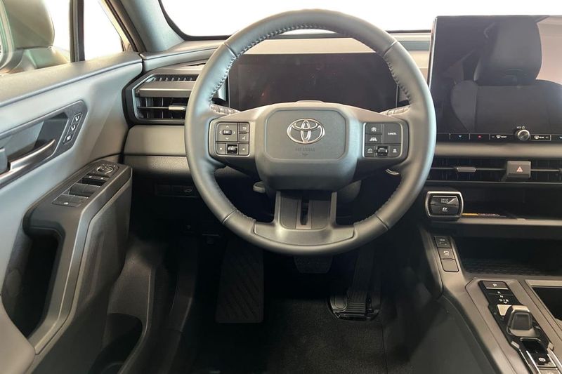 Toyota RAV4 bild 9