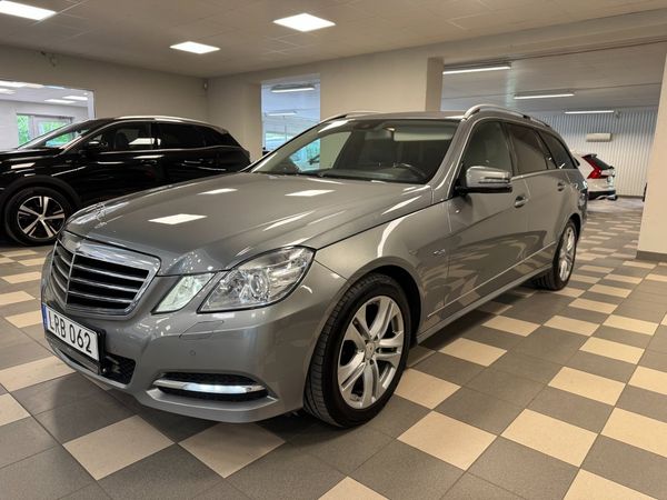 Mercedes E200 T CGI BlueEFFICIENCY 5G-Tronic Avantgarde Euro 5 - 2011