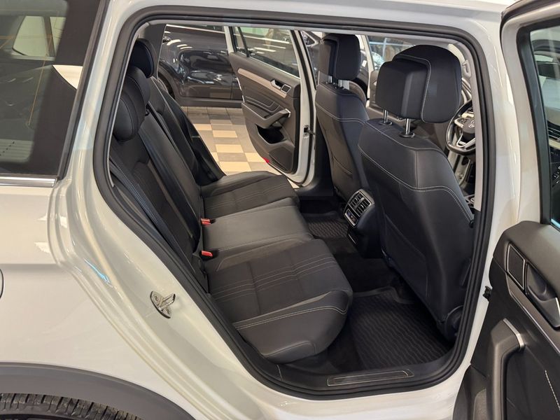Volkswagen Passat bild 14