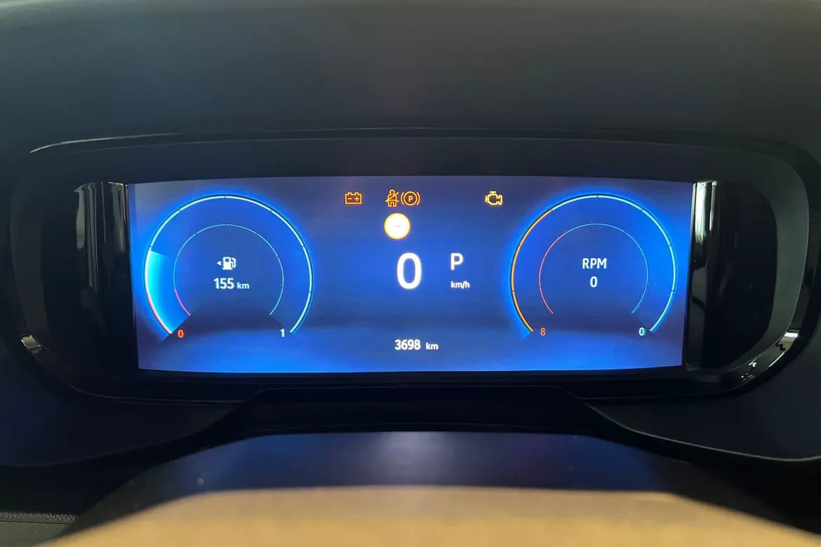 Vehicle image 13