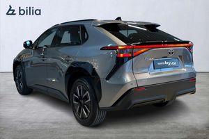 Toyota bZ4X bild 8
