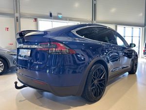 Tesla Model X bild 4