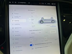 Tesla Model X bild 16