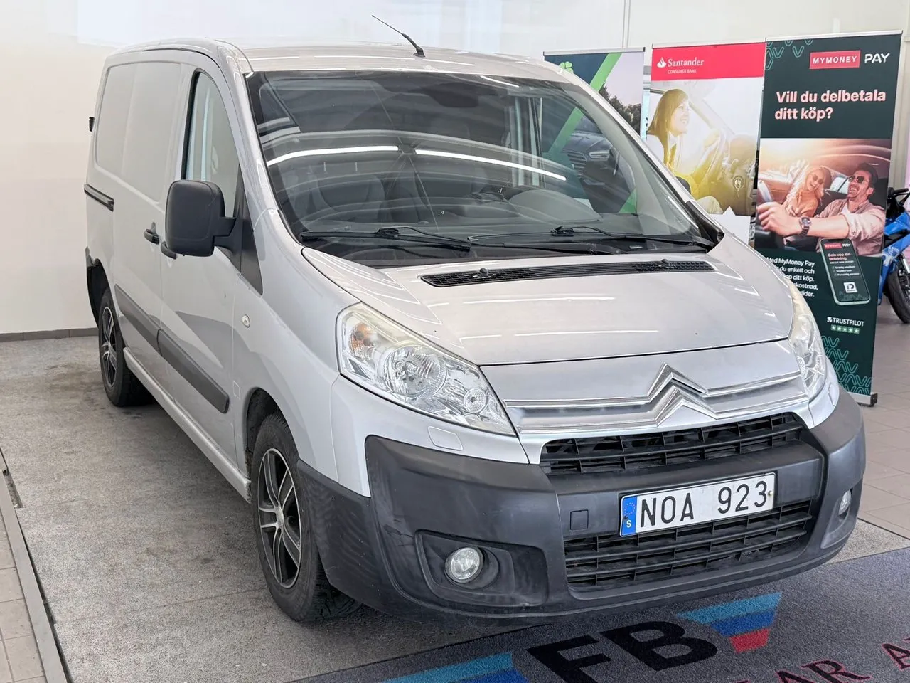 Vehicle image 2