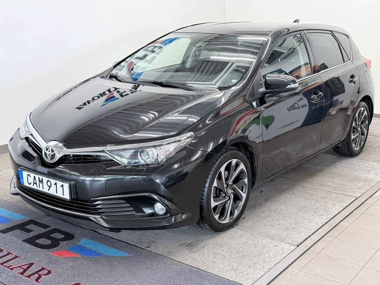 Vehicle image 1