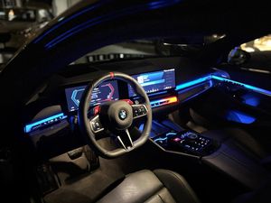 BMW M5 bild 24