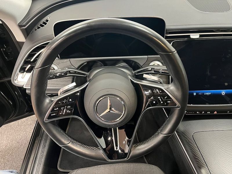 Mercedes E300 bild 14