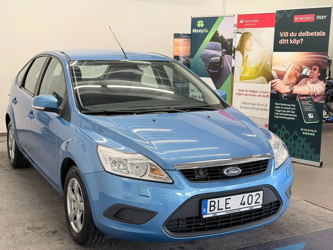 Vehicle image 2