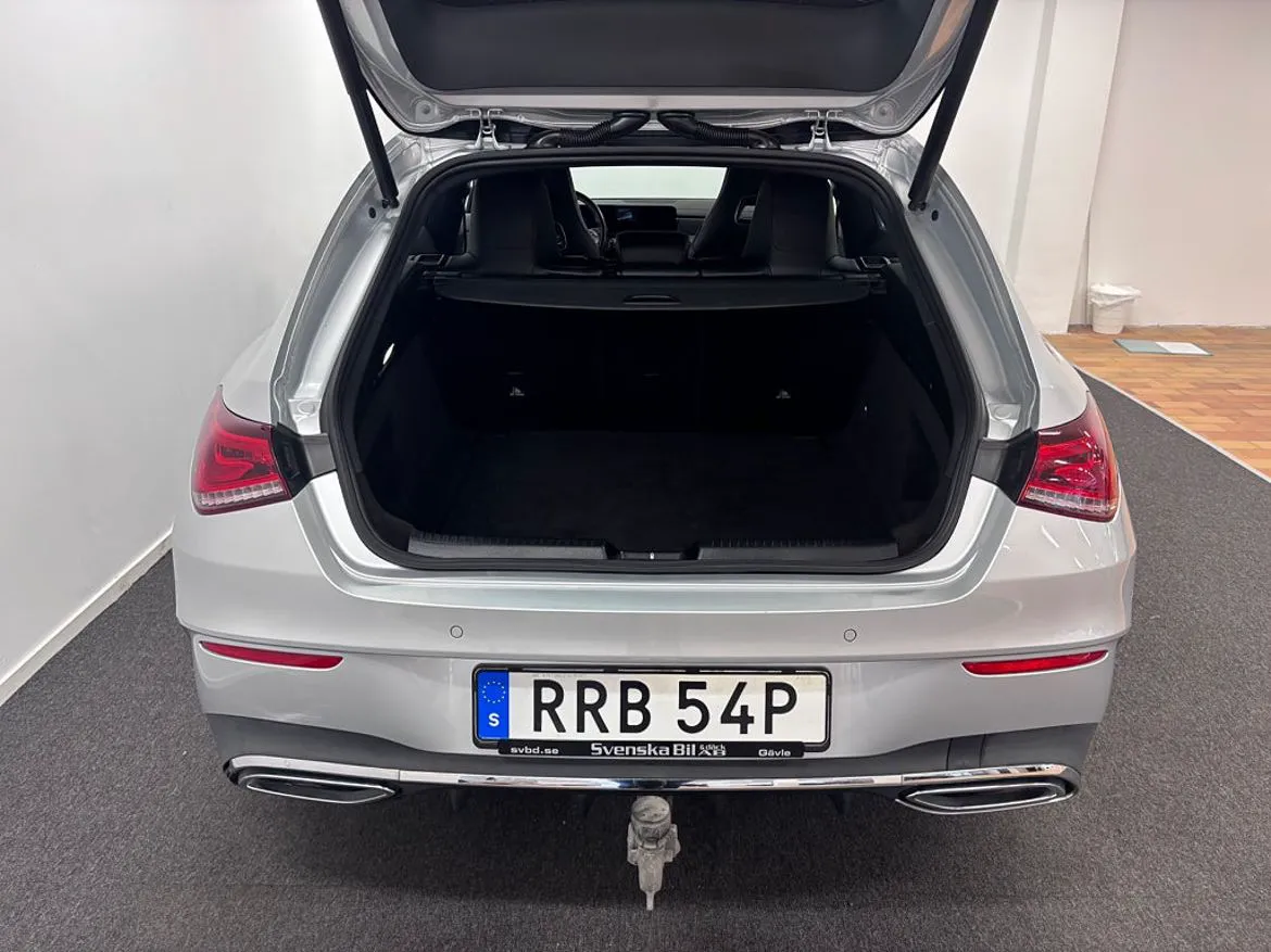 Vehicle image 21