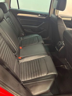 Volkswagen Passat bild 15