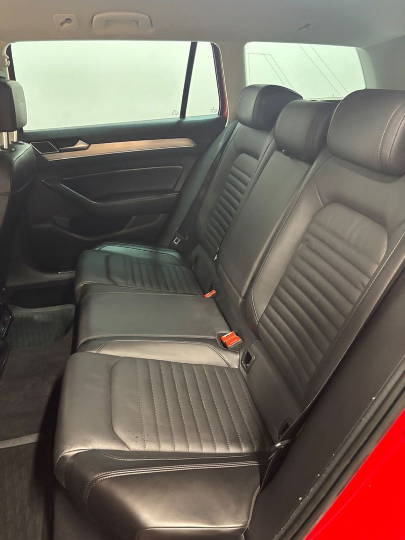 Volkswagen Passat bild 13