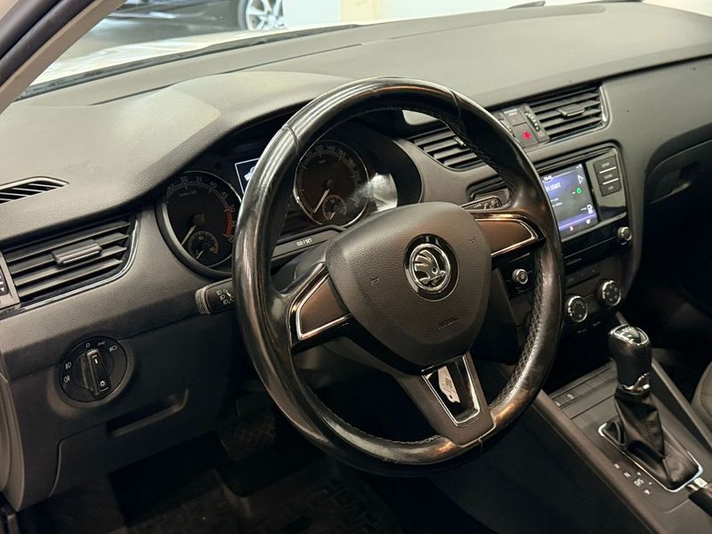 Skoda Octavia bild 8