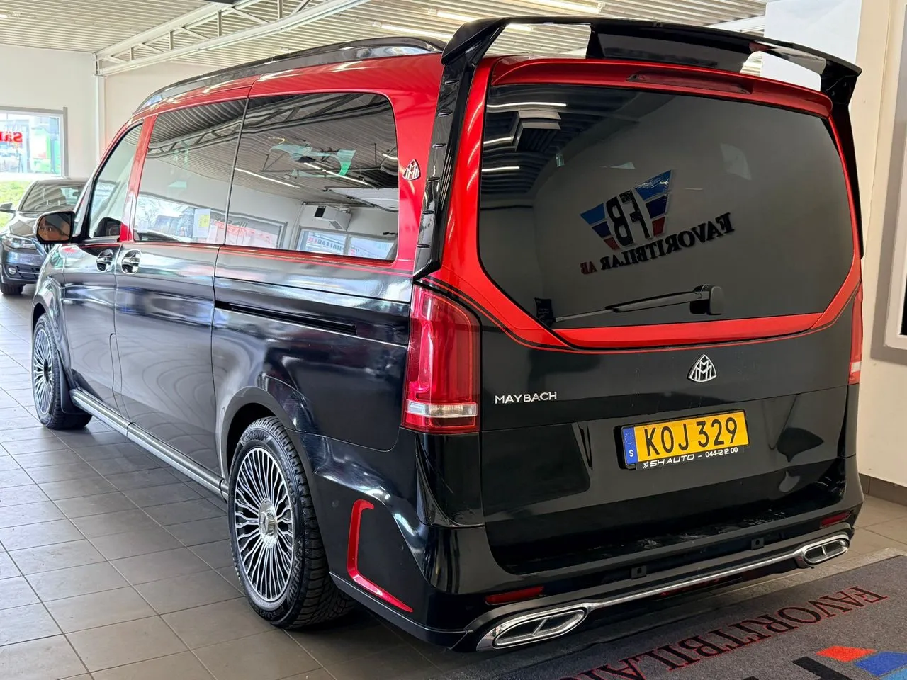 Vehicle image 8