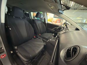 Mazda 5 bild 9