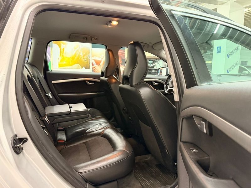 Volvo V70 bild 8